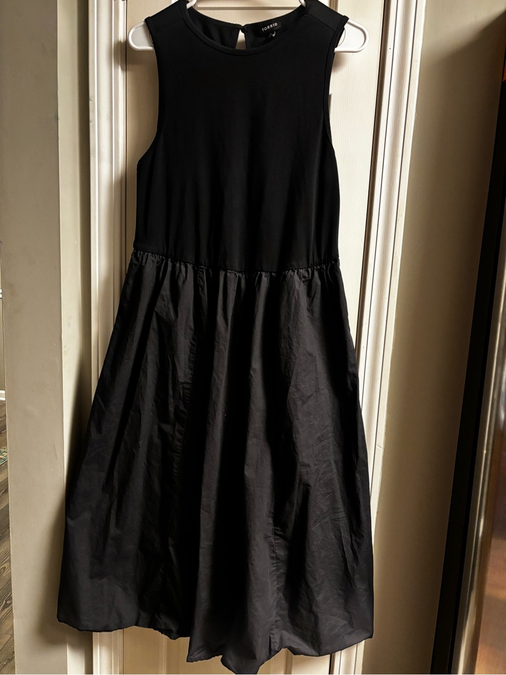 torrid black sleeveless two-toned dress with pockets